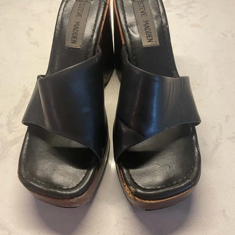 Vintage Steve Madden Jessie Wedge Black Leather & Dark Cherry Wood Size 5